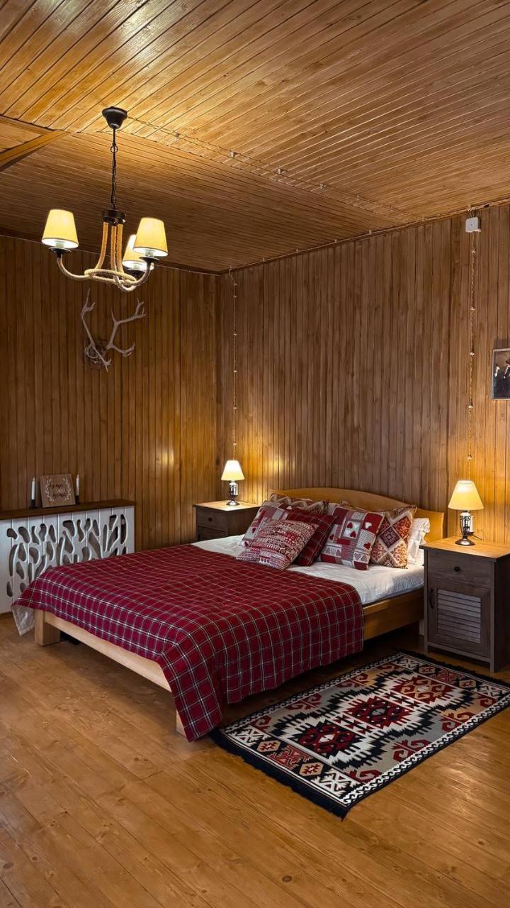 Chalet Blanc Bukovel Exterior photo